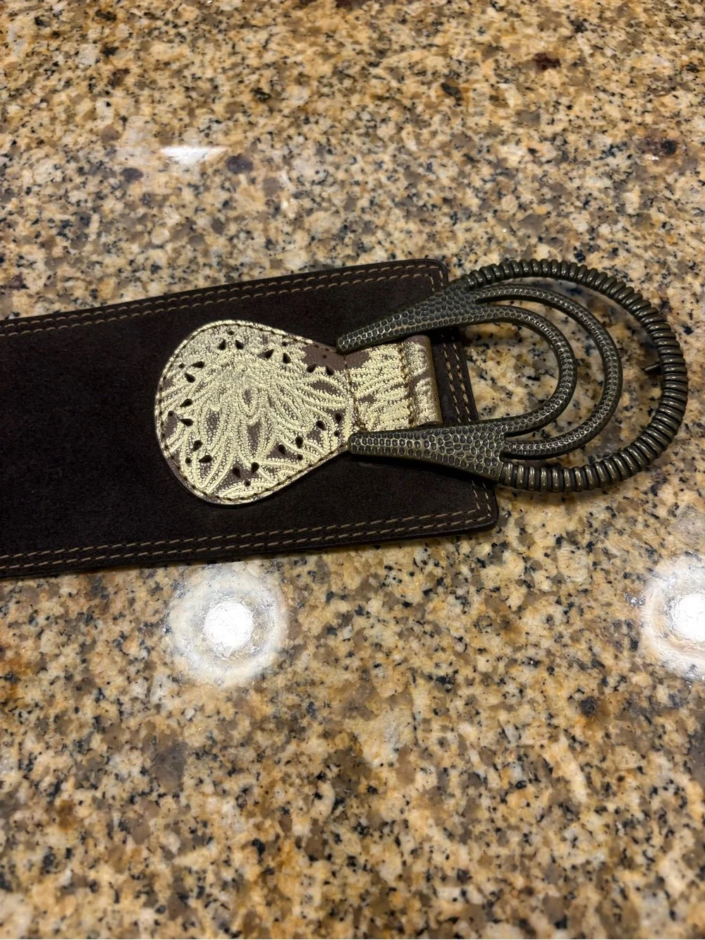 Chico’s Brown Wide Leather Hook Belt M Stretchy